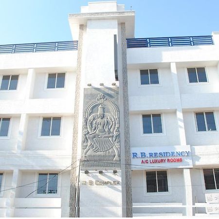 R B Residency Hotel Madras Buitenkant foto